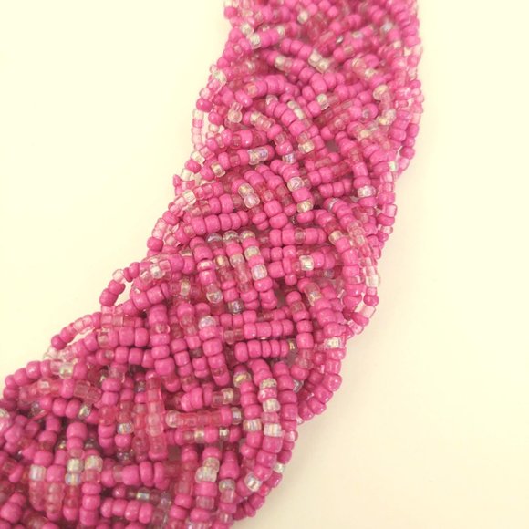 Braided hot pink and clear seed bead necklace - Picture 9 of 11